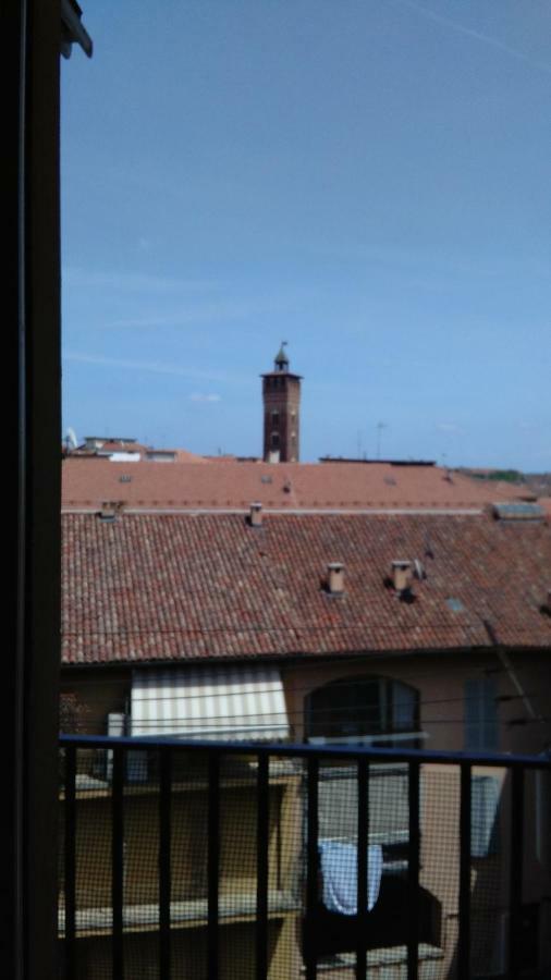 Oasi Di Tranquillita Appartement Asti Buitenkant foto