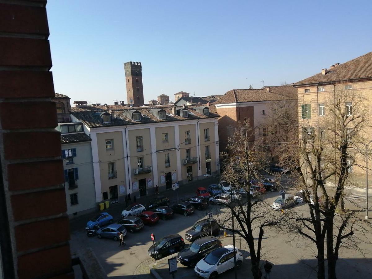 Oasi Di Tranquillita Appartement Asti Buitenkant foto